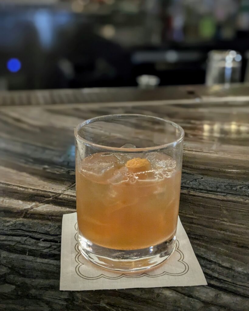 Zoe's: Ottawa Finally Gets The Fairmont Bar It Deserves
